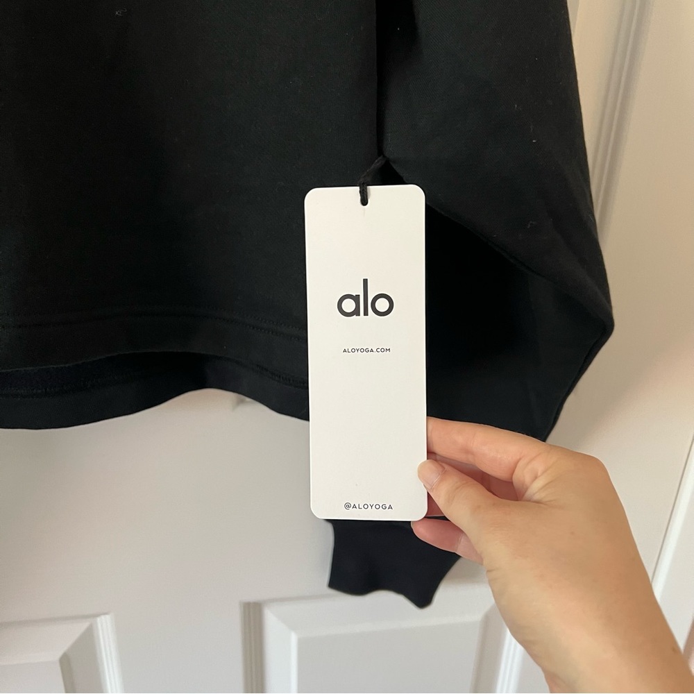 NWT ALO Yoga cropped Polo Henley pullover sweatshirt in black, small - Picture 7 of 12
